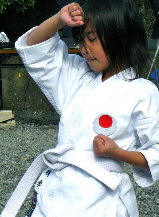 jap. Mädchen im Judoanzug